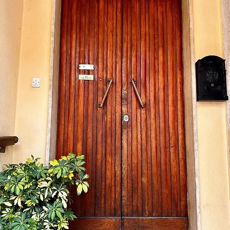 Casa Morgana Alojamento de Acomodação e Pequeno-almoço Olbia