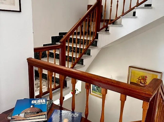 Casa Morgana Oda ve Kahvaltı 3*